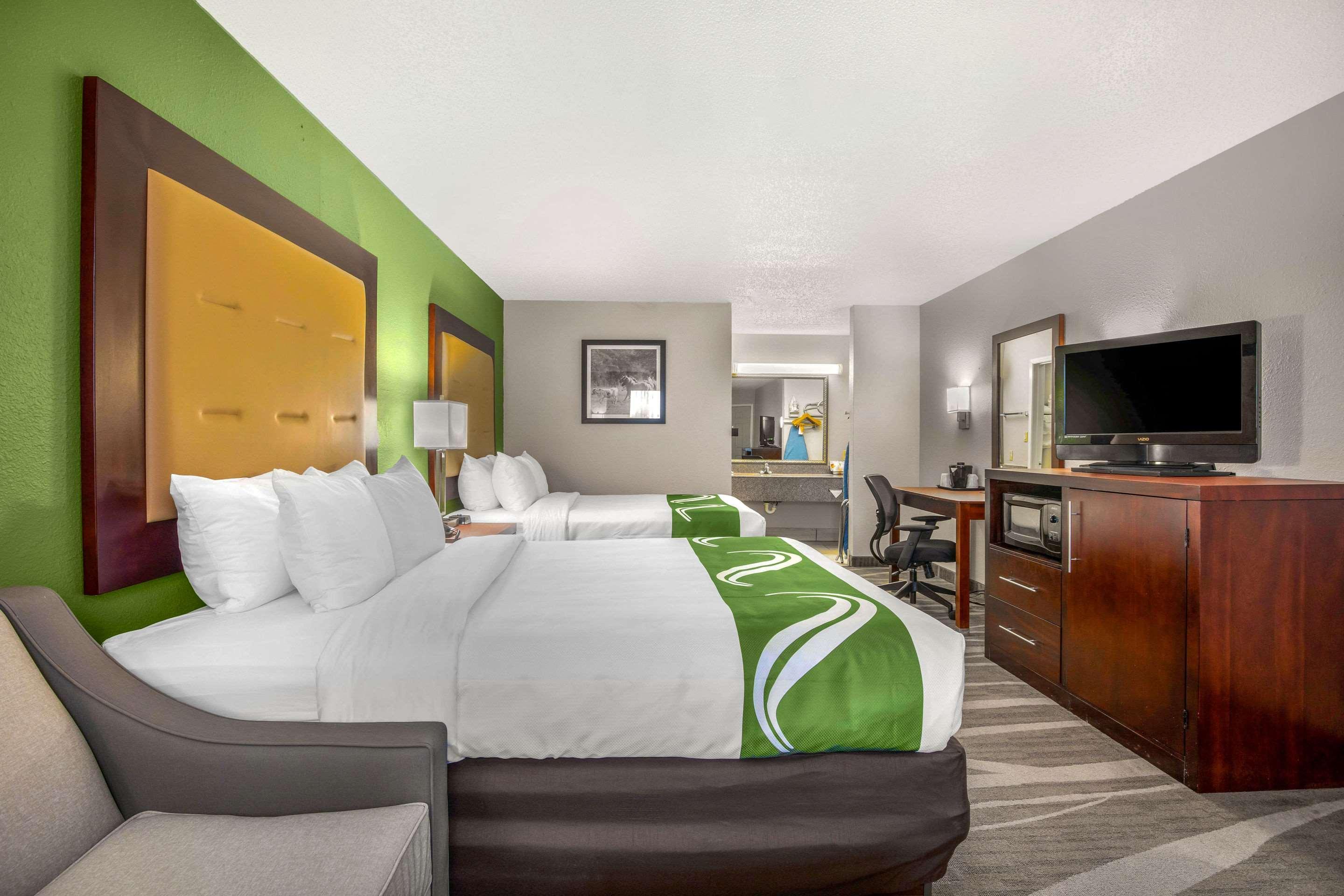 Quality Inn & Suites Уэтерфорд Экстерьер фото