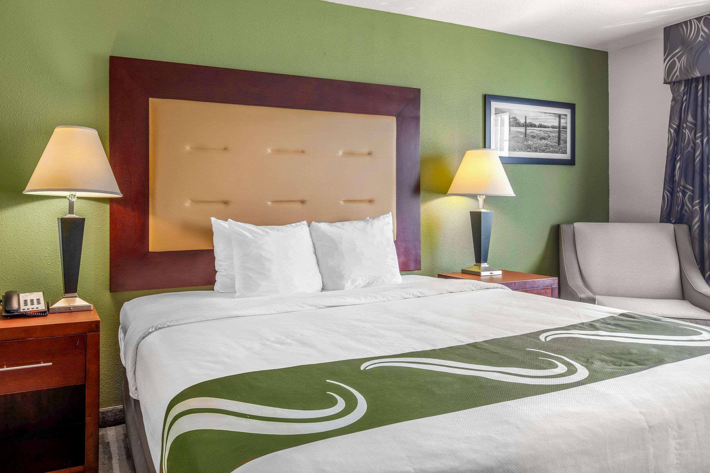 Quality Inn & Suites Уэтерфорд Экстерьер фото