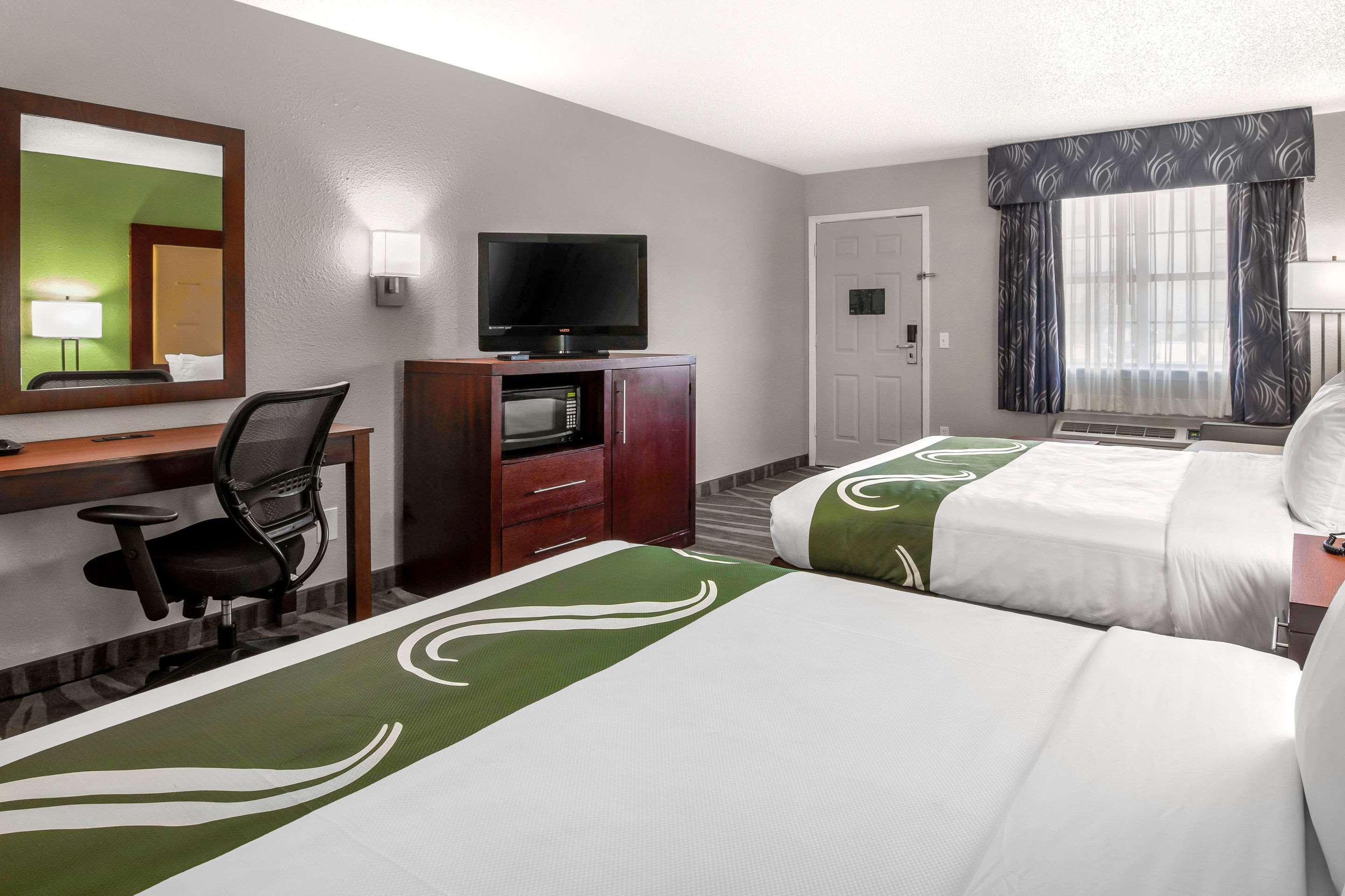 Quality Inn & Suites Уэтерфорд Экстерьер фото