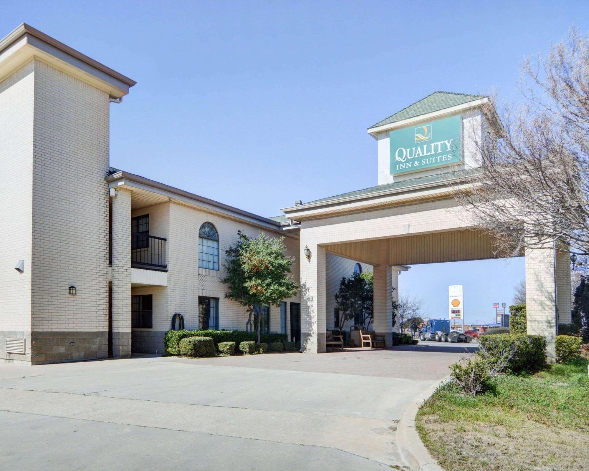 Quality Inn & Suites Уэтерфорд Экстерьер фото