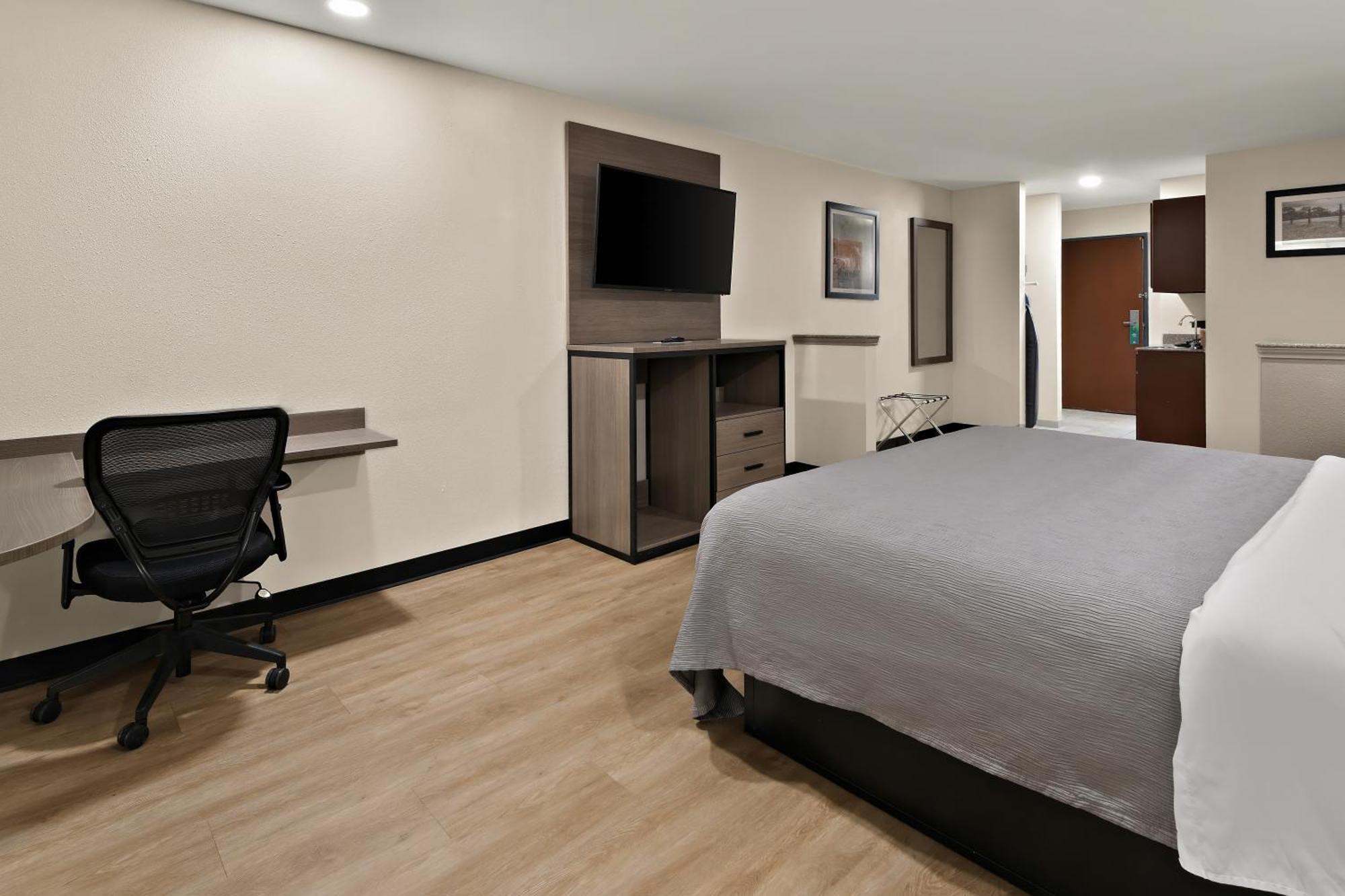Quality Inn & Suites Уэтерфорд Экстерьер фото
